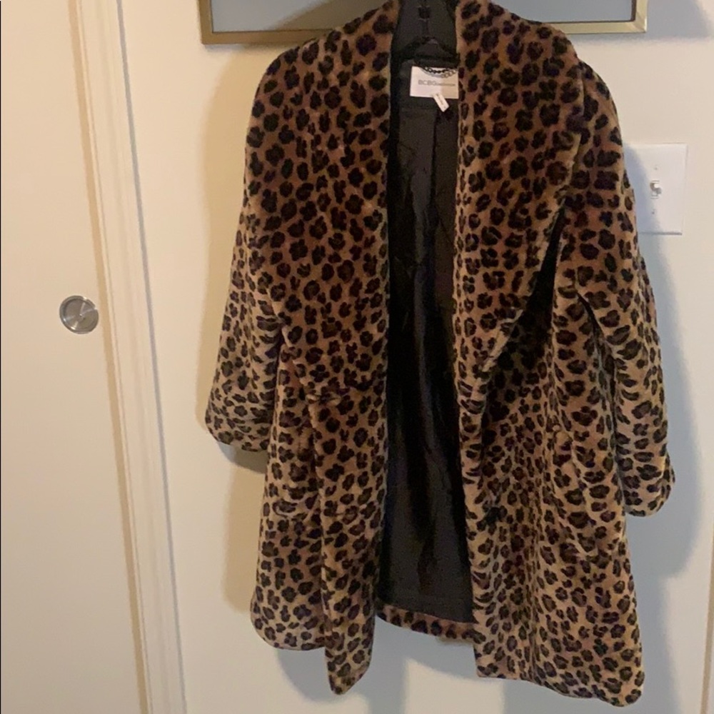 BCBG leopard coat